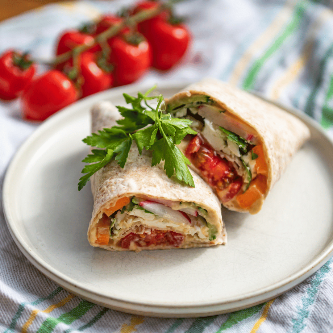 Leckere Hummus-Wraps