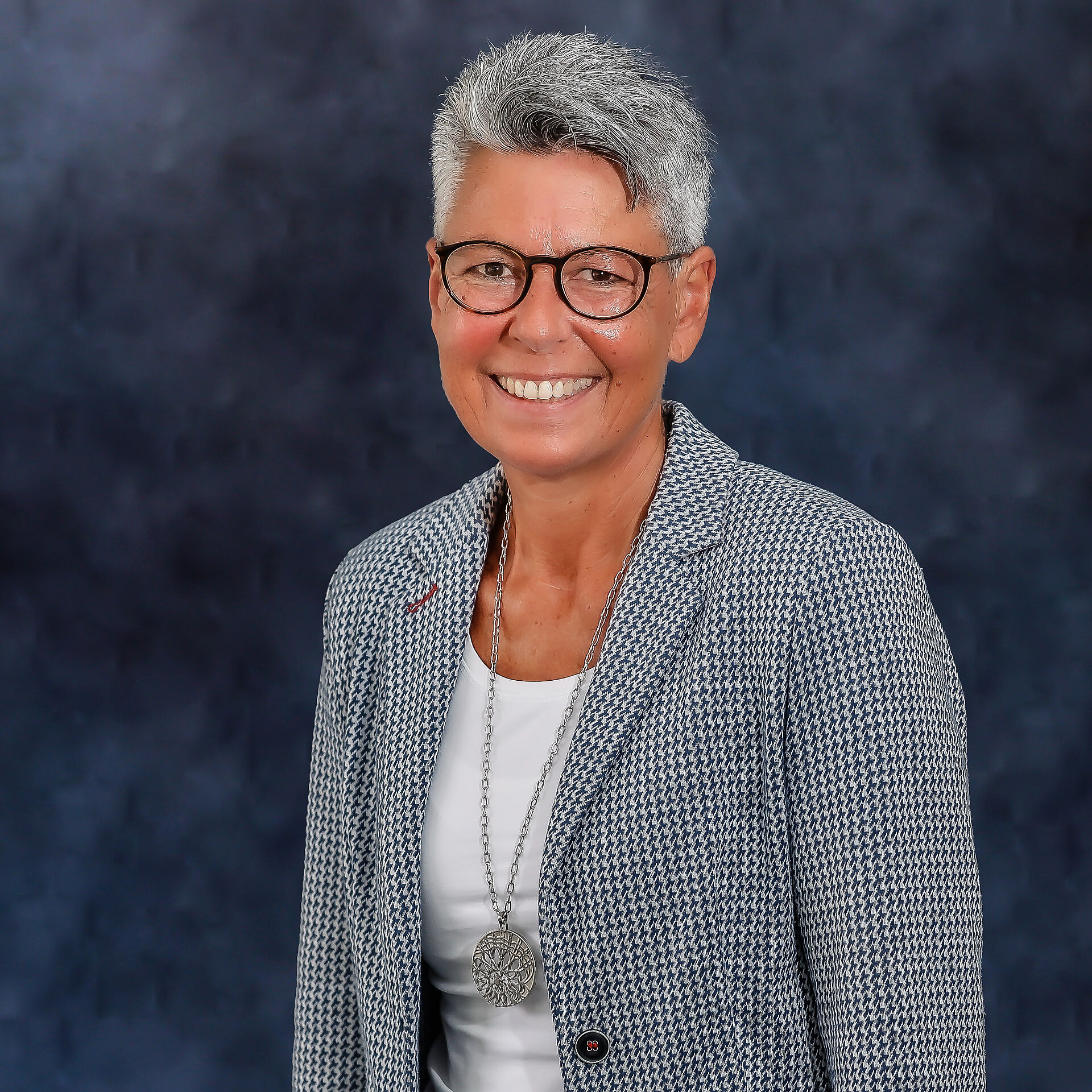 Portraitfoto von Susanne Knieper
