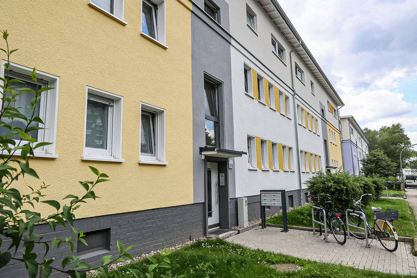 Fertig renoviertes Mehrfamilienhaus 